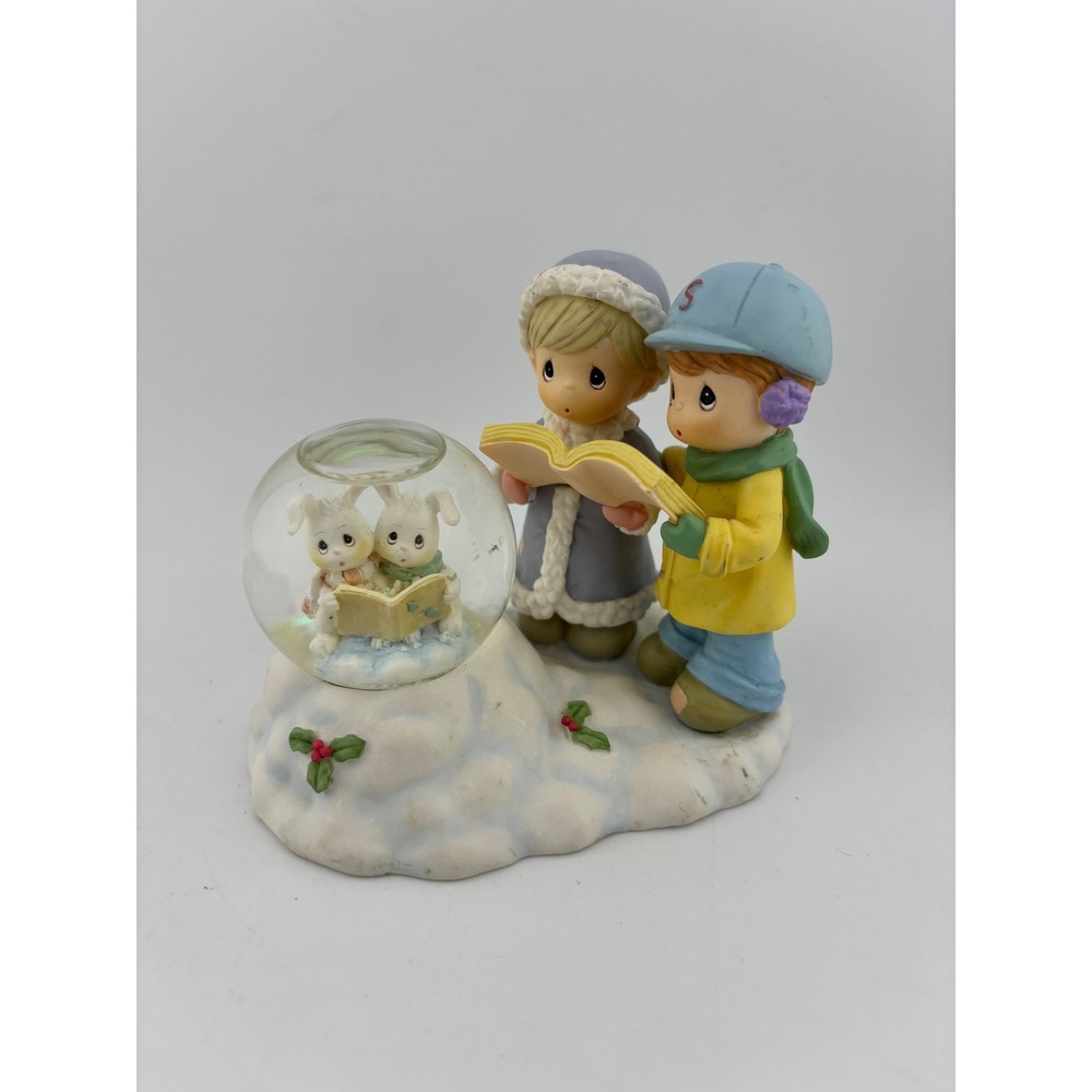Precious Moments 1999 Carolers Snow Globe with Bunnies and Bible‎ Scene
